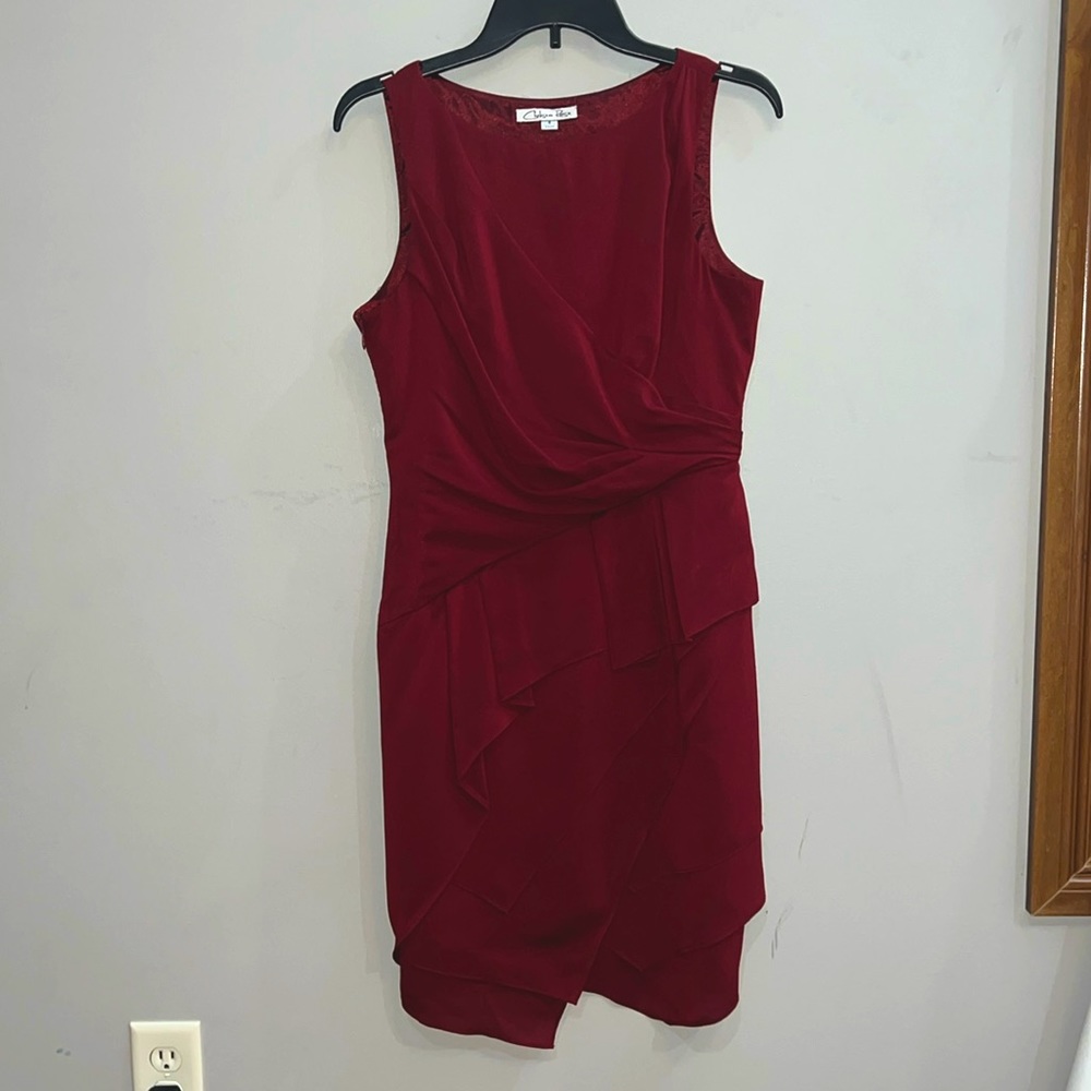 So gorgeous burgundy dress